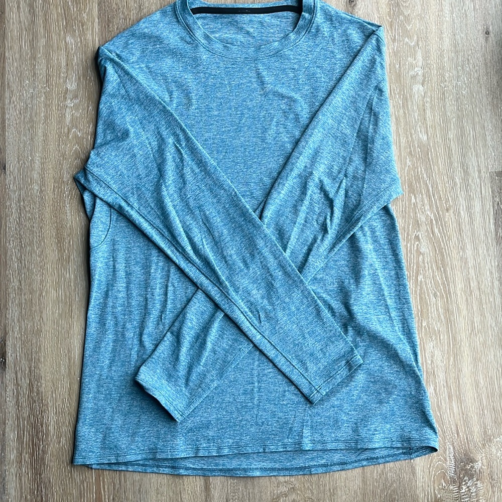 Lululemon Lightweight long sleeve Size L